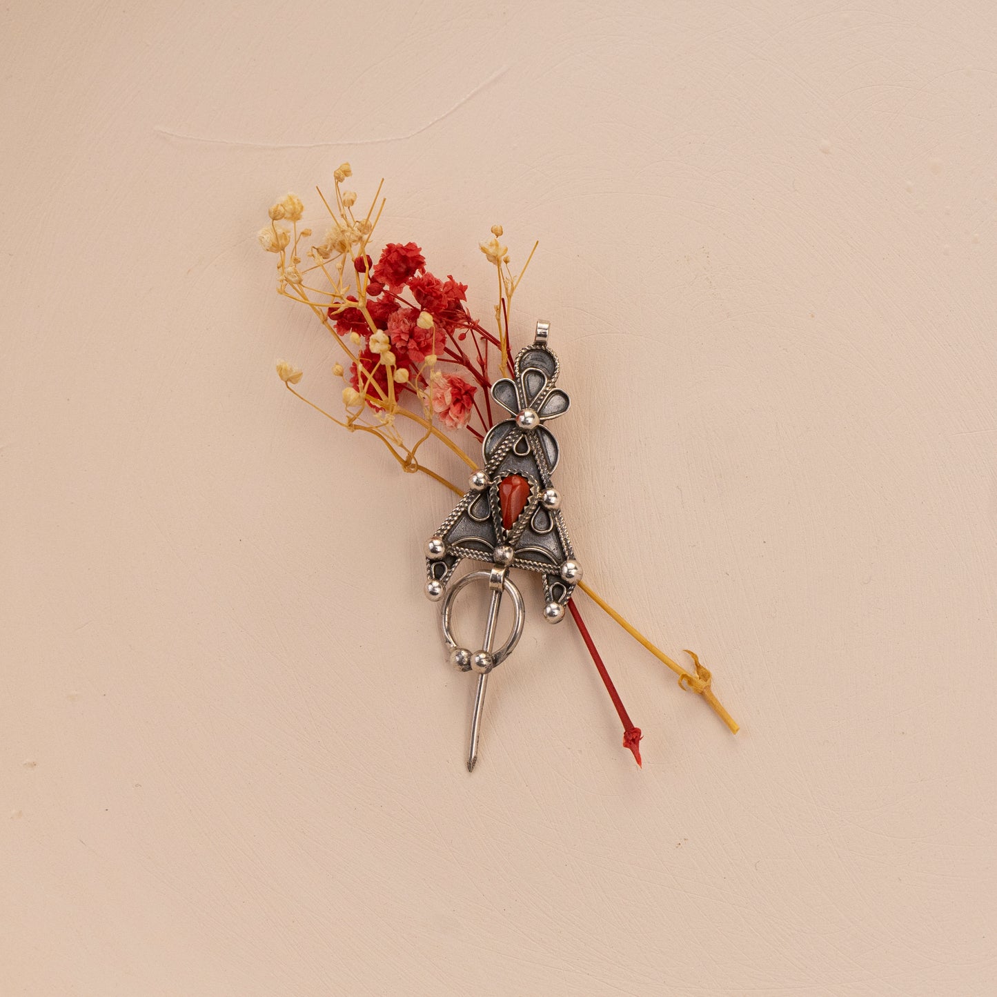 Broche Thilleli